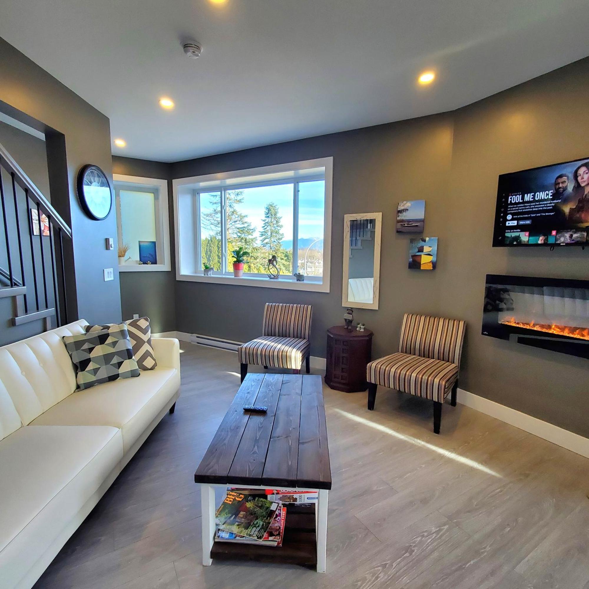 Mountain Retreat 3 Bedroom Garden House Near Heritage Park, Coliseum , Hwy 1, Fishing, Cultus Lake Чилиуак Екстериор снимка